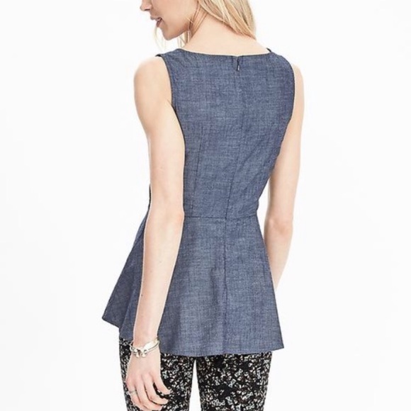 Banana Republic Peplum Top - Picture 2 of 7